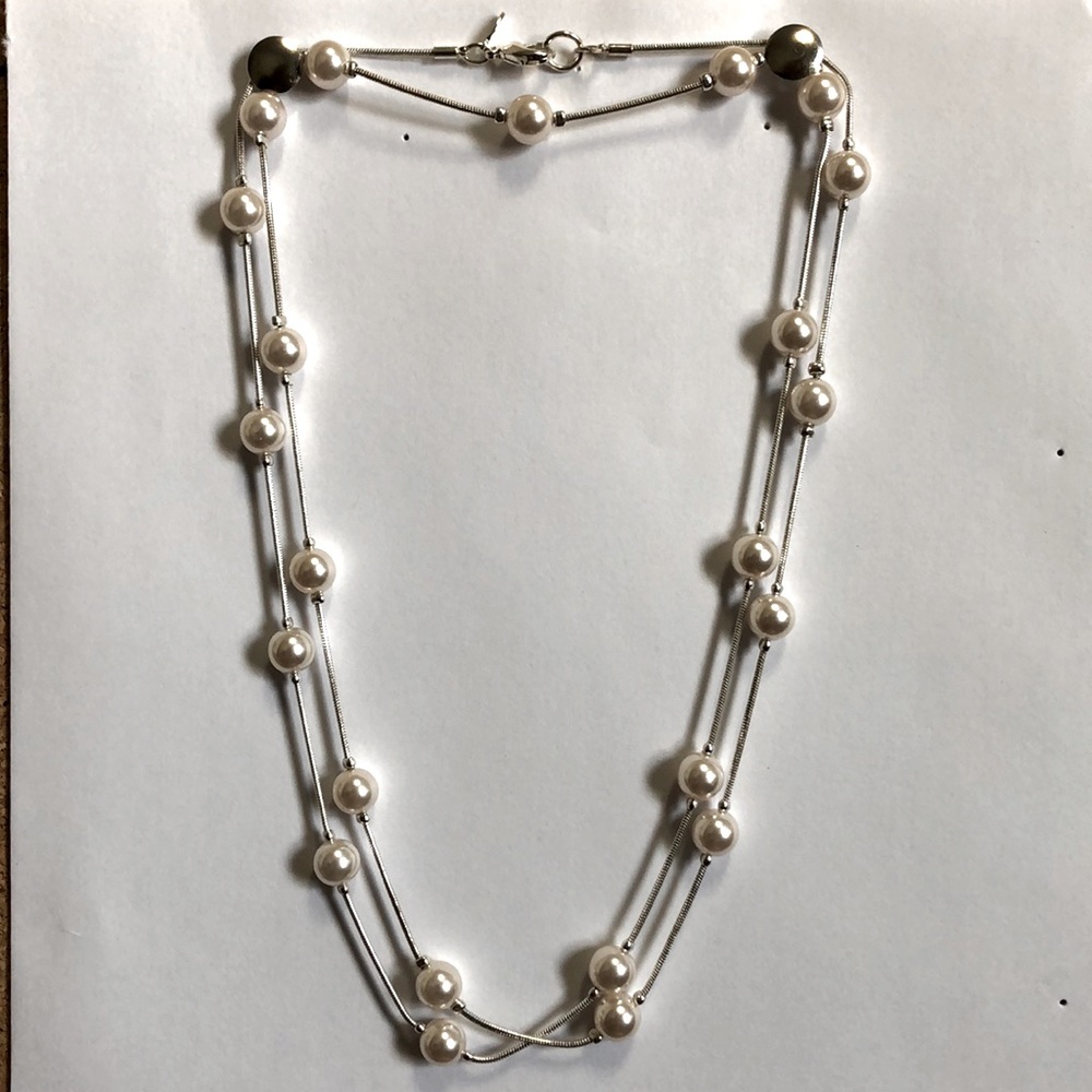 ⭐️ Pearl Detail Necklace
